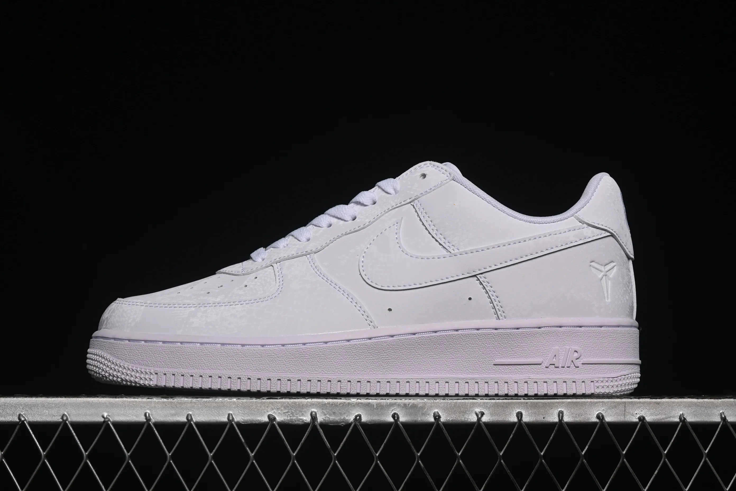 All categories Nk Air Force 1 Air Force series Nk Air Force 1 Low Air Force low-top C version Kobe x Nike Air Force 1'07 Low Kobe Air Force 1 low-top casual sneakers IB0018-100